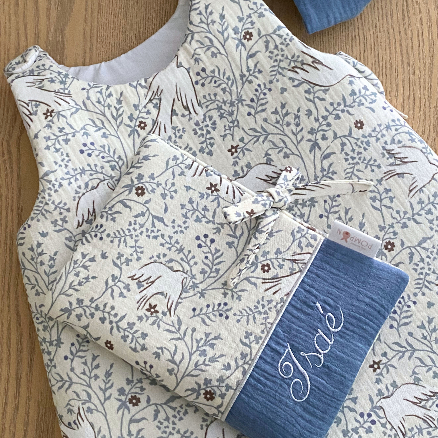 Protège carnet de santé personnalisé mixte en gaze de coton bleu et écru