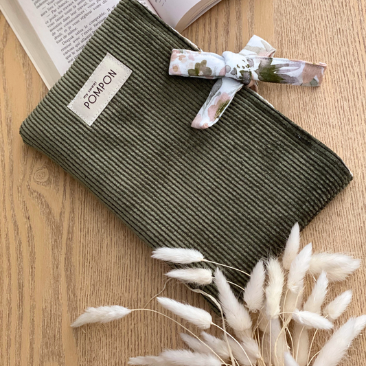 Housse pour livre de poche en velours vert kaki