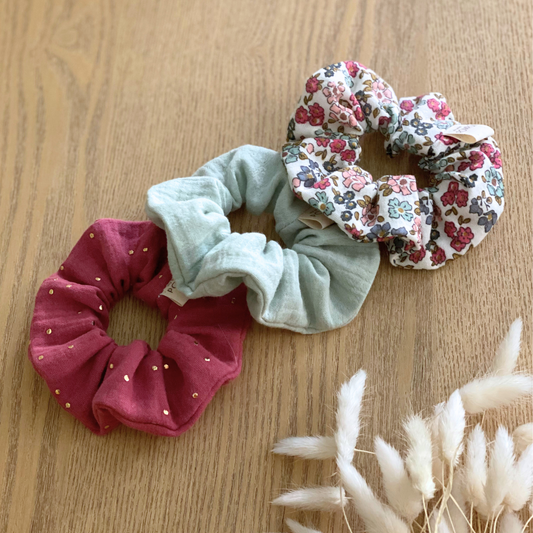 Chouchou pour cheveux vert, framboise à fleurs