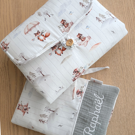 Matelas à langer nomade imperméable animaux aviateurs