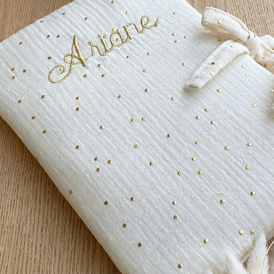 Protège carnet de santé personnalisé en gaze de coton -Couleur au choix