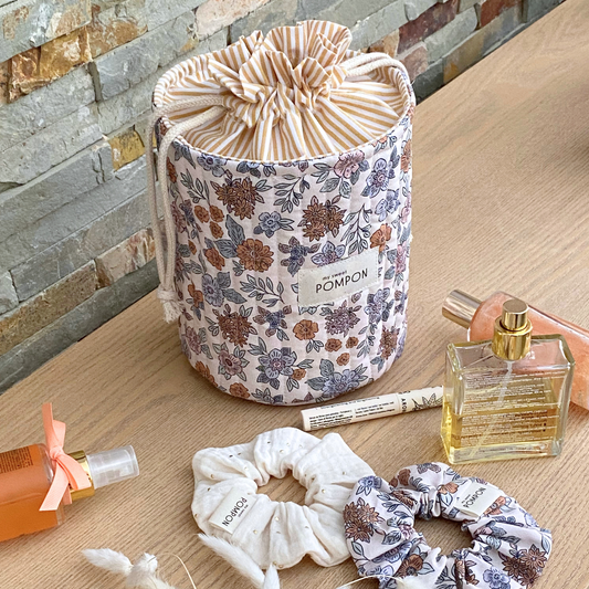 Panier pochon à fleurs et rayures jaunes