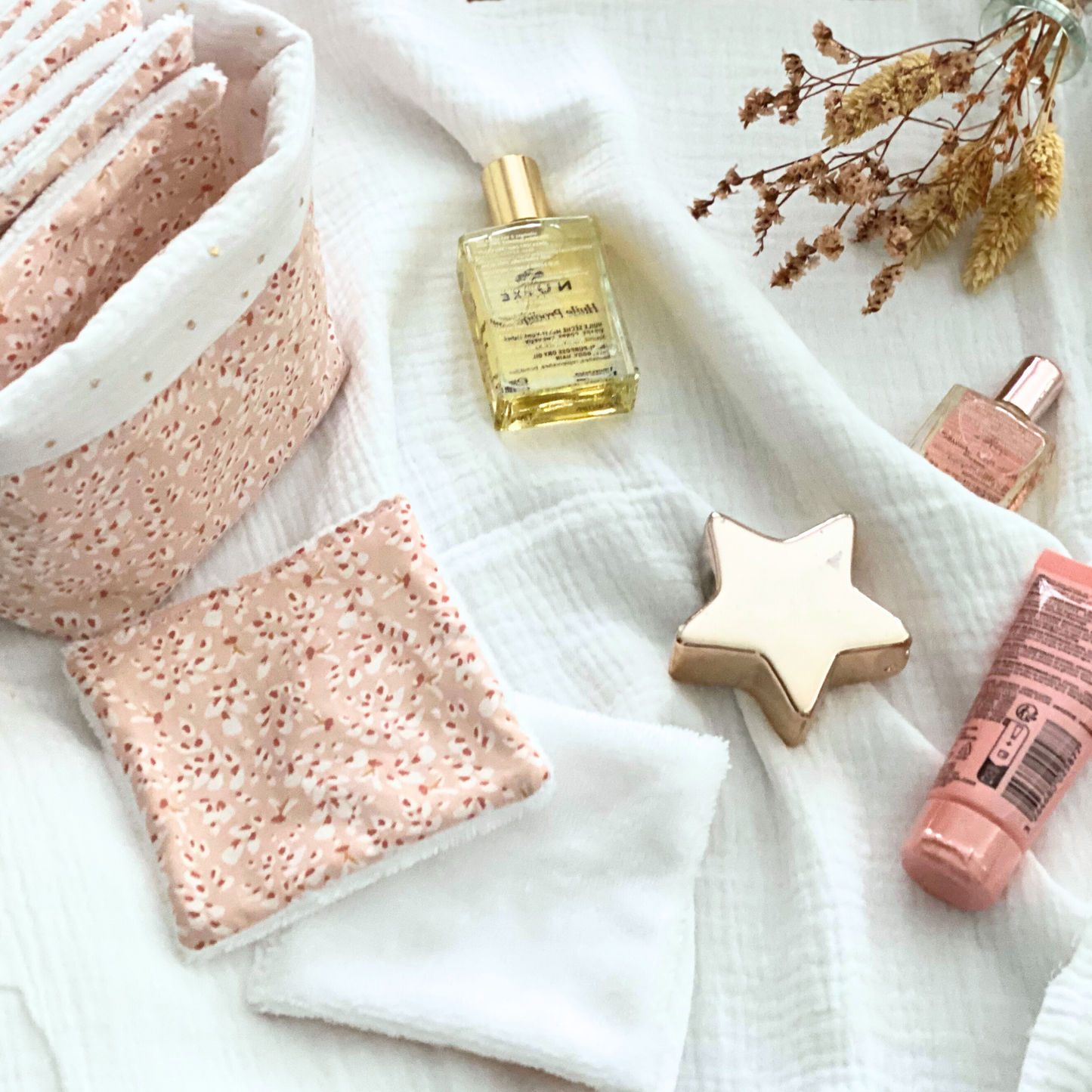 Cotons démaquillants lavables avec panier