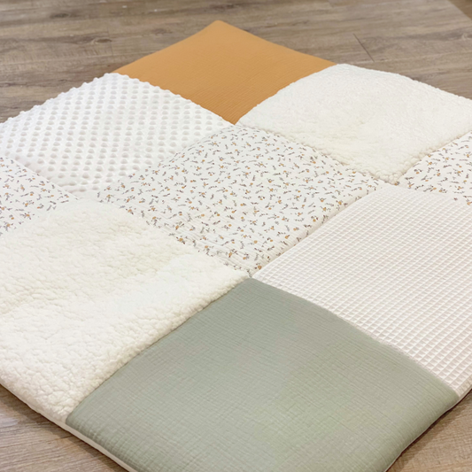 Tapis de jeux chambre bébé camel vert de gris