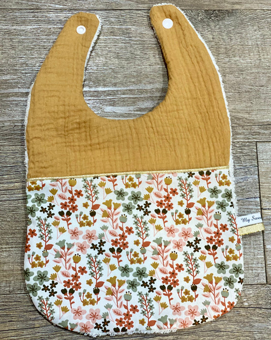 Bavoir pour fille en gaze de coton terracotta à fleurs