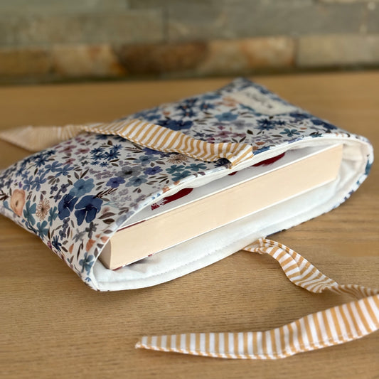 Housse pour livre de poche à fleurs