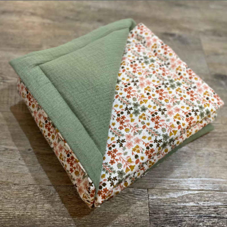 Couverture bébé personnalisable terracotta vert rose camel à fleurs