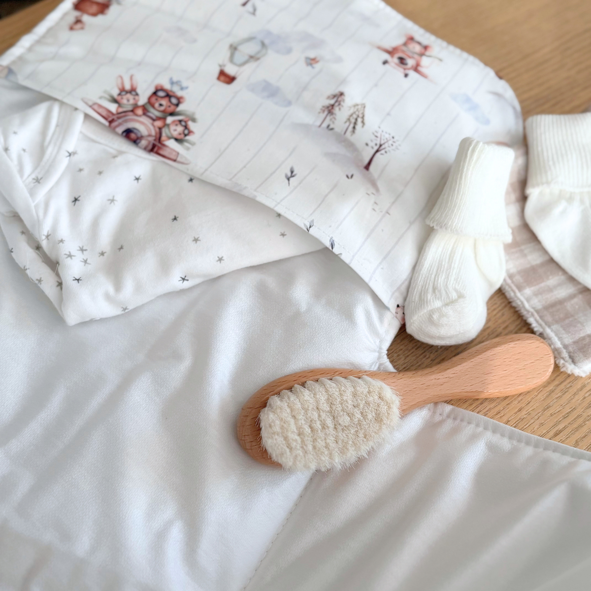 Matelas à langer nomade imperméable animaux aviateurs