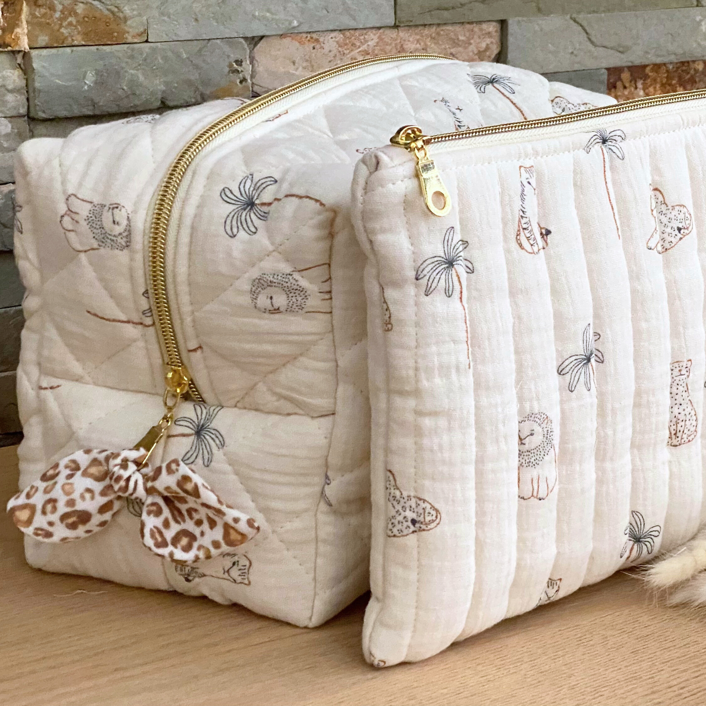 Trousse de toilette bébé animaux de la savane pour sac à langer