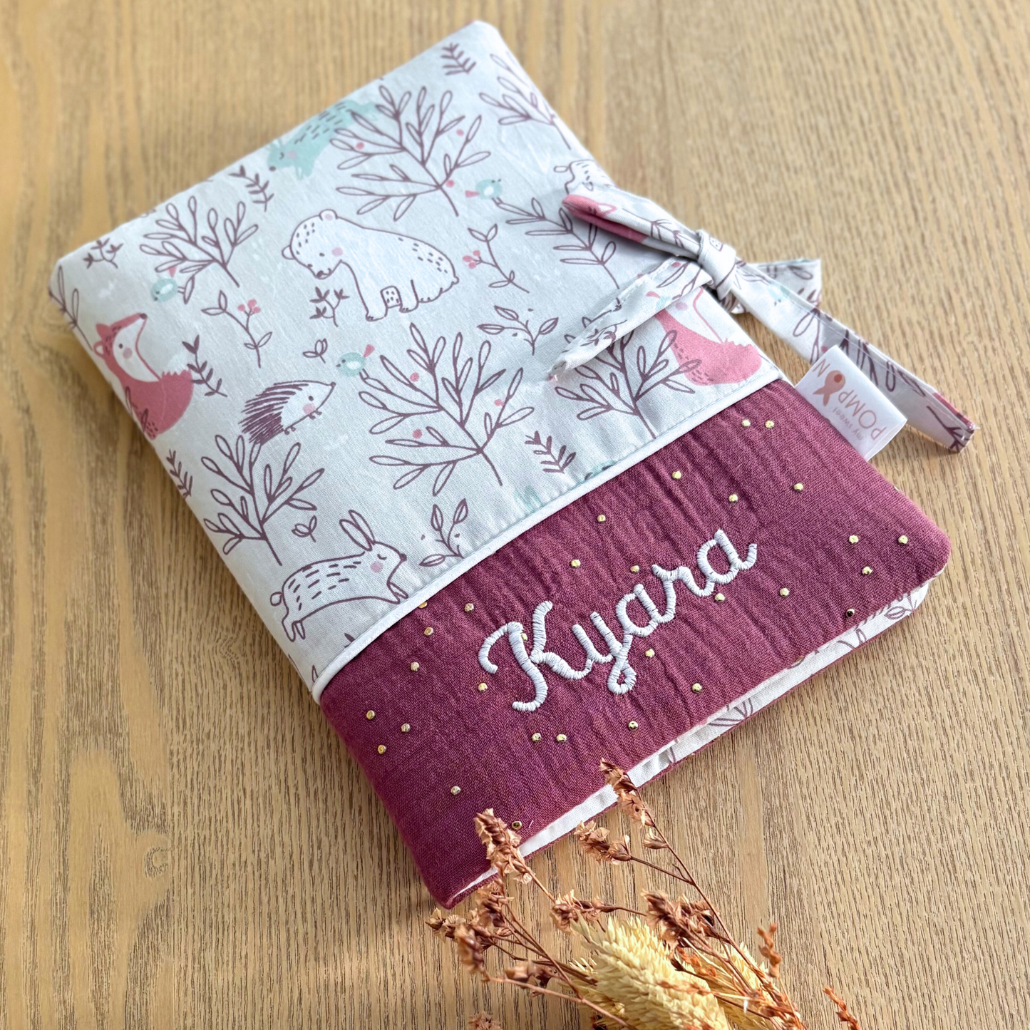 Protège carnet de santé personnalisé fait main à composer