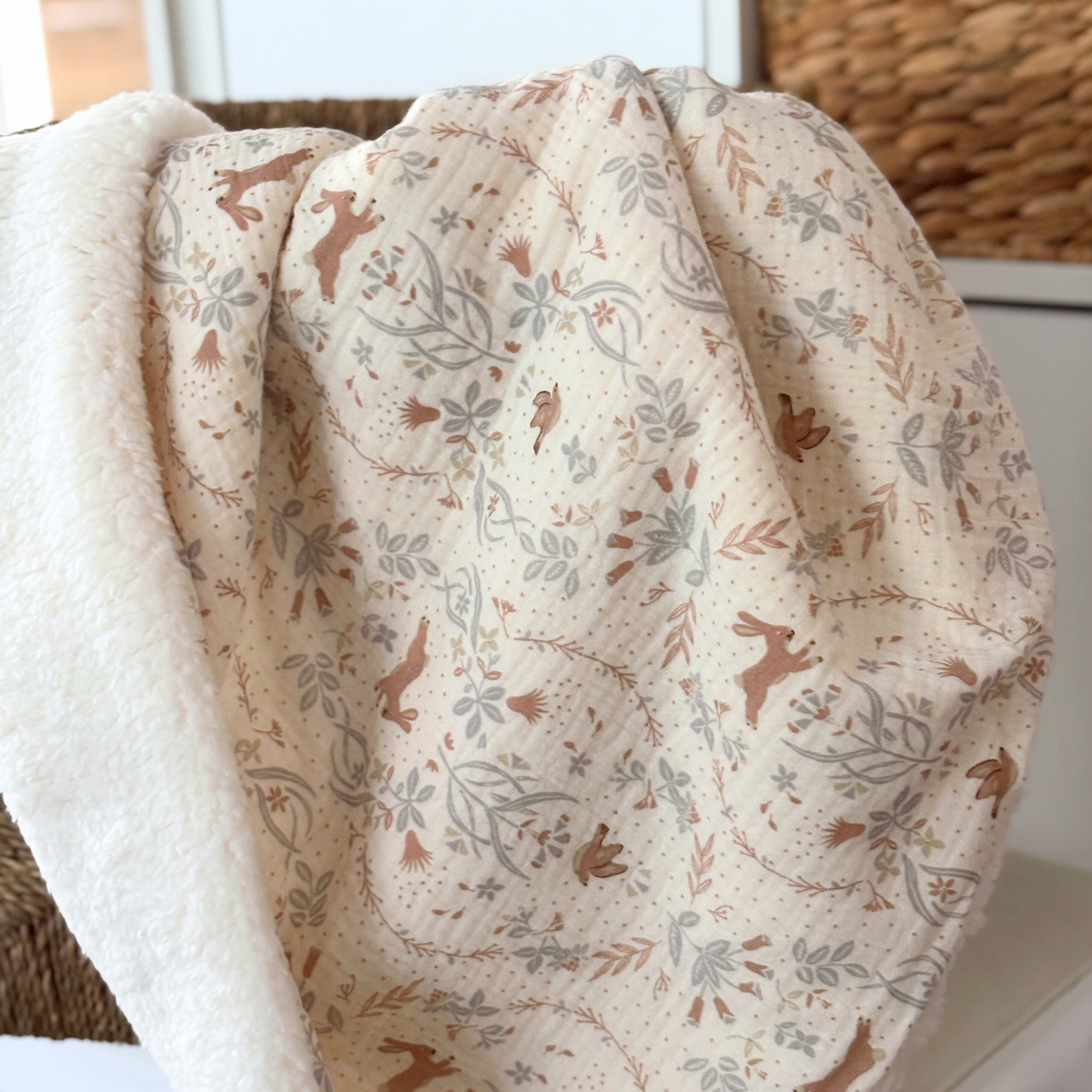 Couverture en gaze de coton lapin et sherpa écrue personnalisable