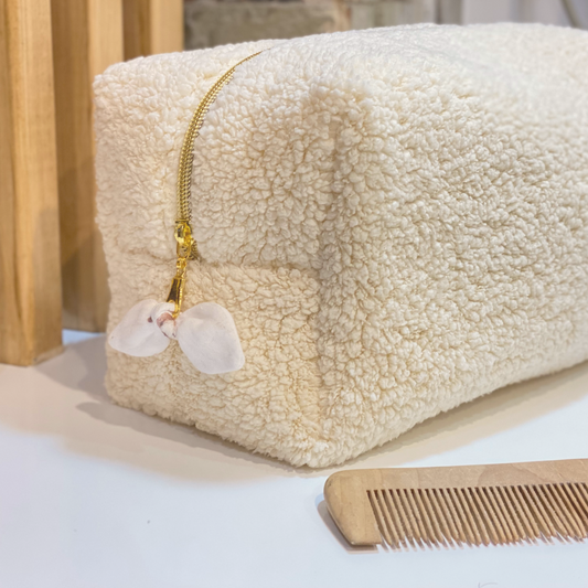 Trousse de toilette moumoute Sherpa écru collection Teddy