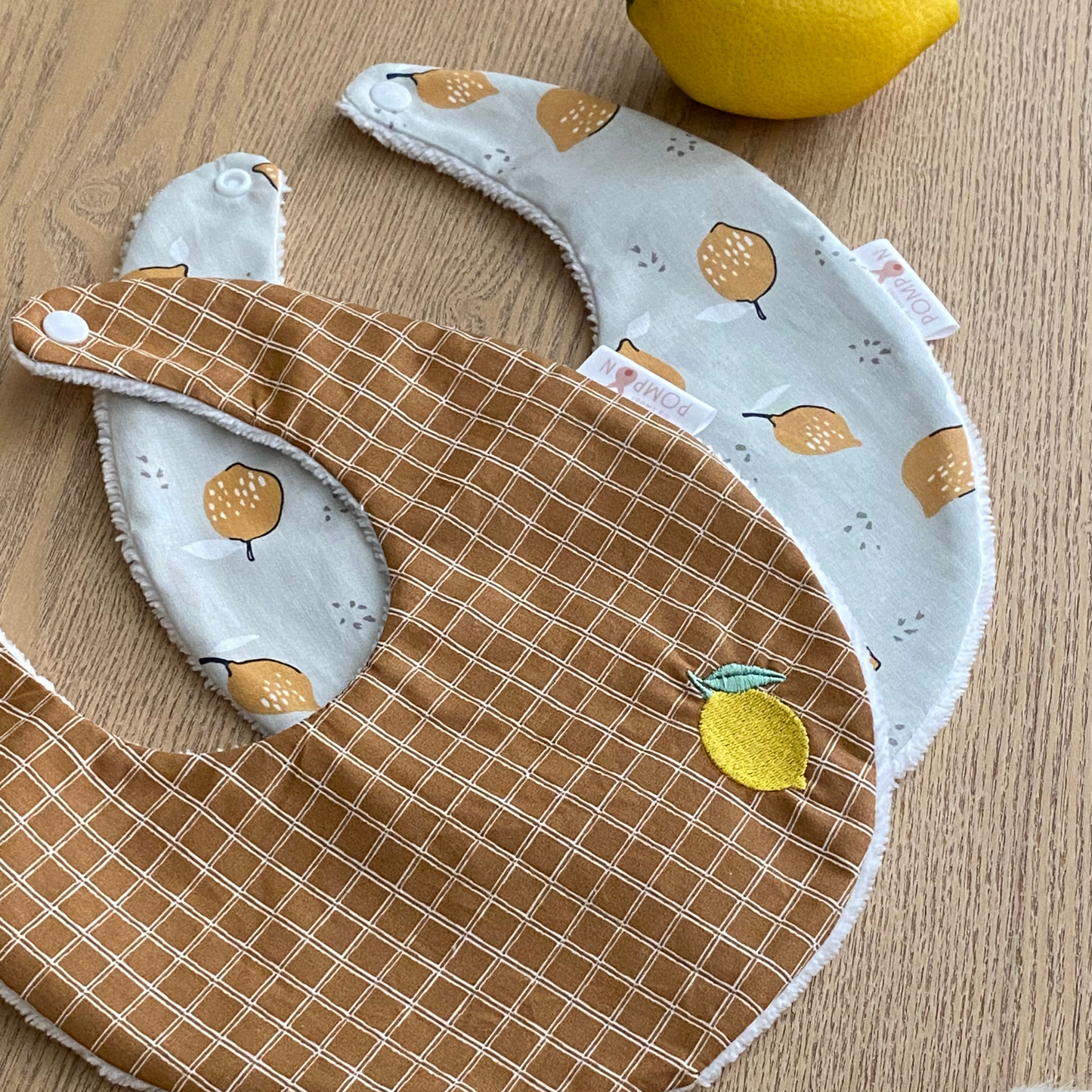 Bavoirs naissance bébé ronds citrons