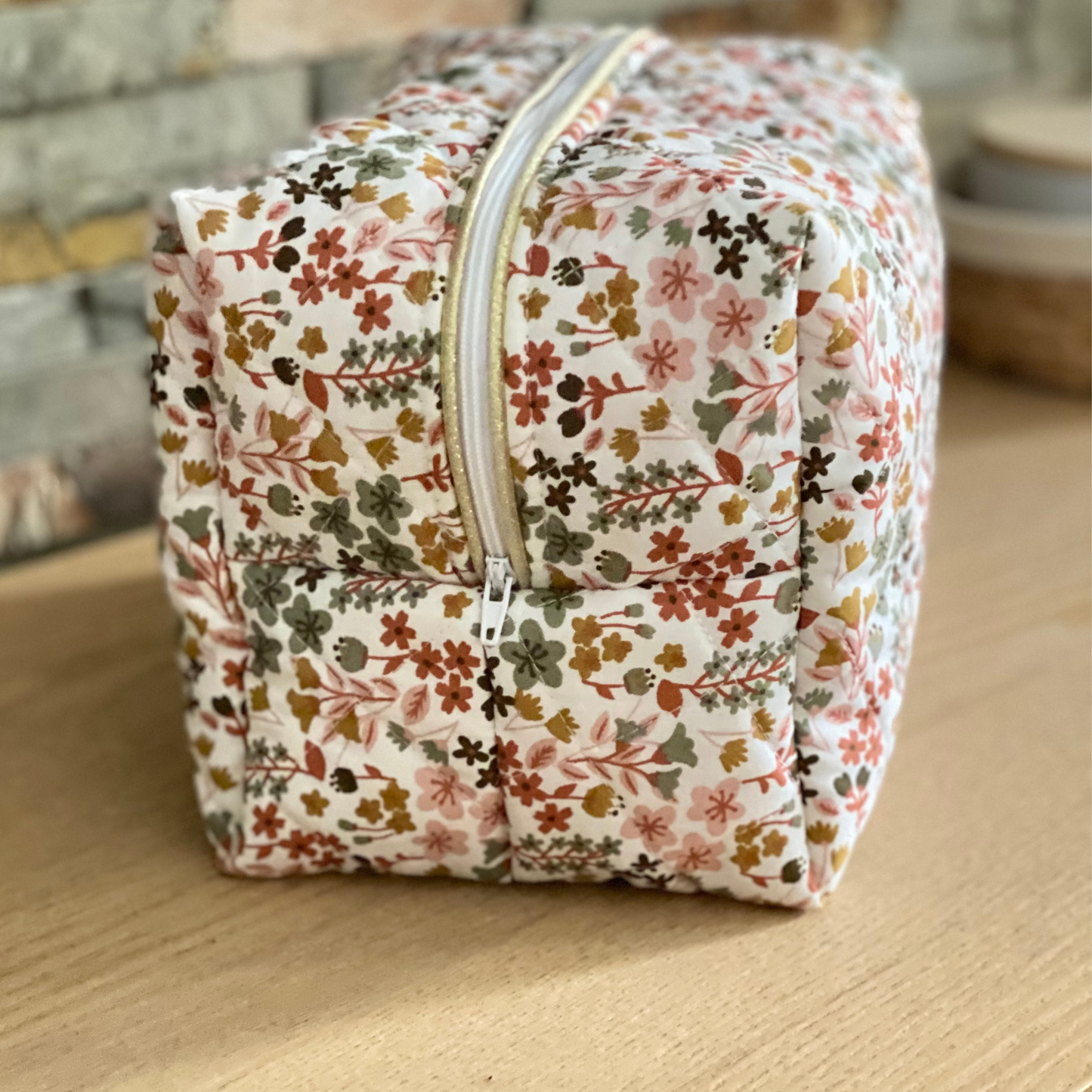 Trousse de toilette bébé matelassée terracotta doré camel