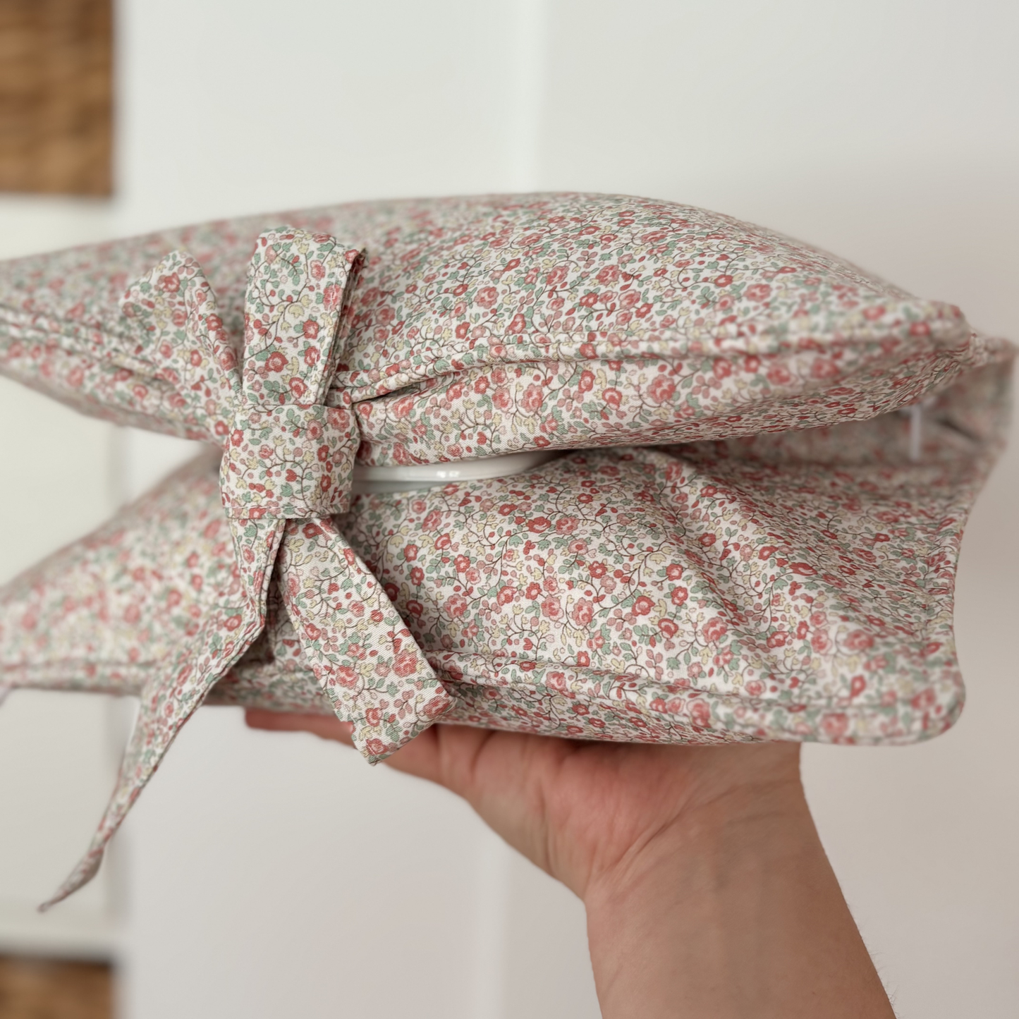 Pochette à langer nomade range couches millefleurs