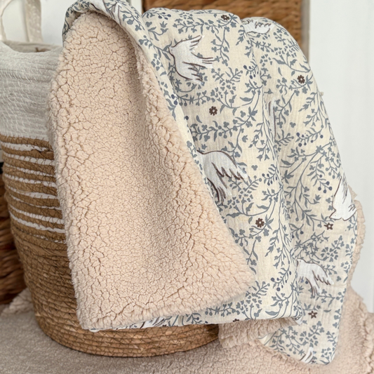 NOUVEAU Couverture en gaze de coton écrue et bleu moumoute sherpa