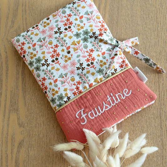 Protège carnet de santé personnalisé terracotta camel rose ou vert tilleul