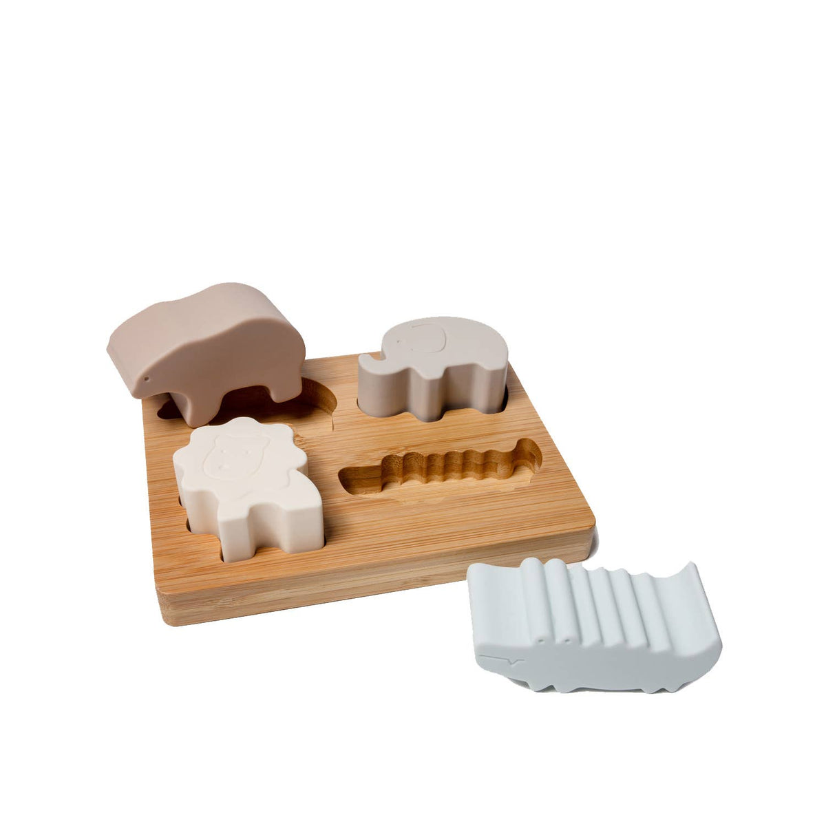 Cube d'activité en silicone et plateau en bois