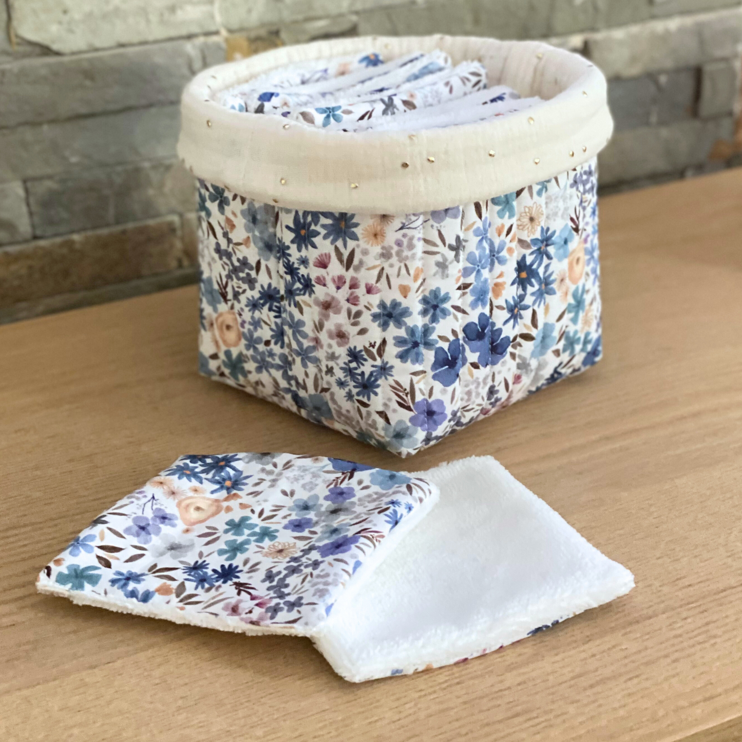 Cotons démaquillants lavables avec panier