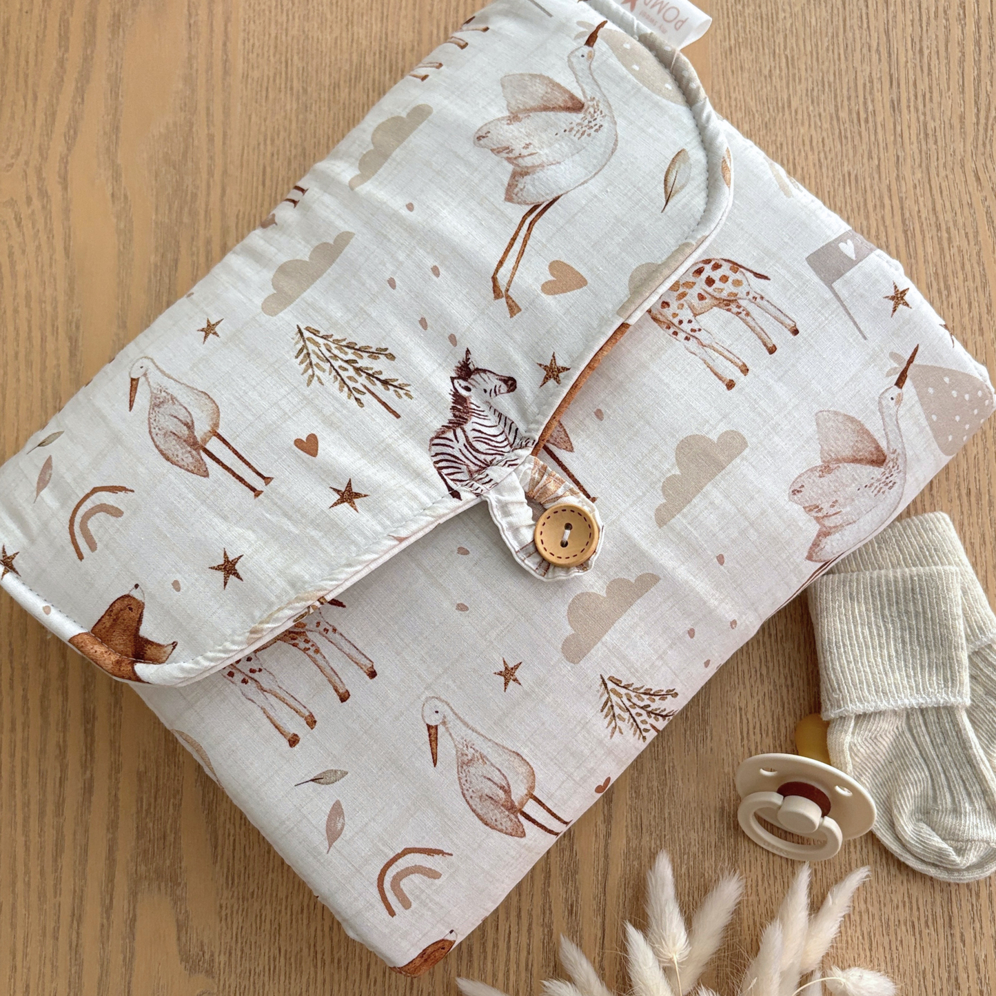 Matelas à langer nomade imperméable animaux de la savane