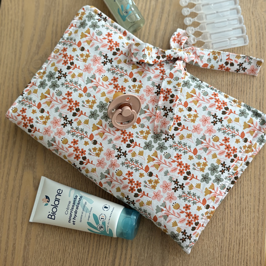 Pochette à langer nomade range couches Louise
