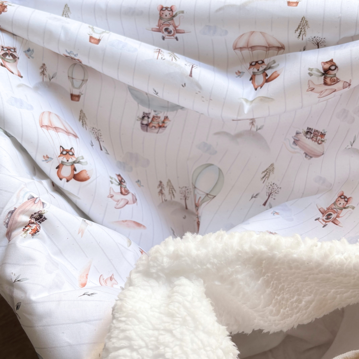 Couverture bébé animaux ours renard lapin aviateur et sherpa blanche personnalisable