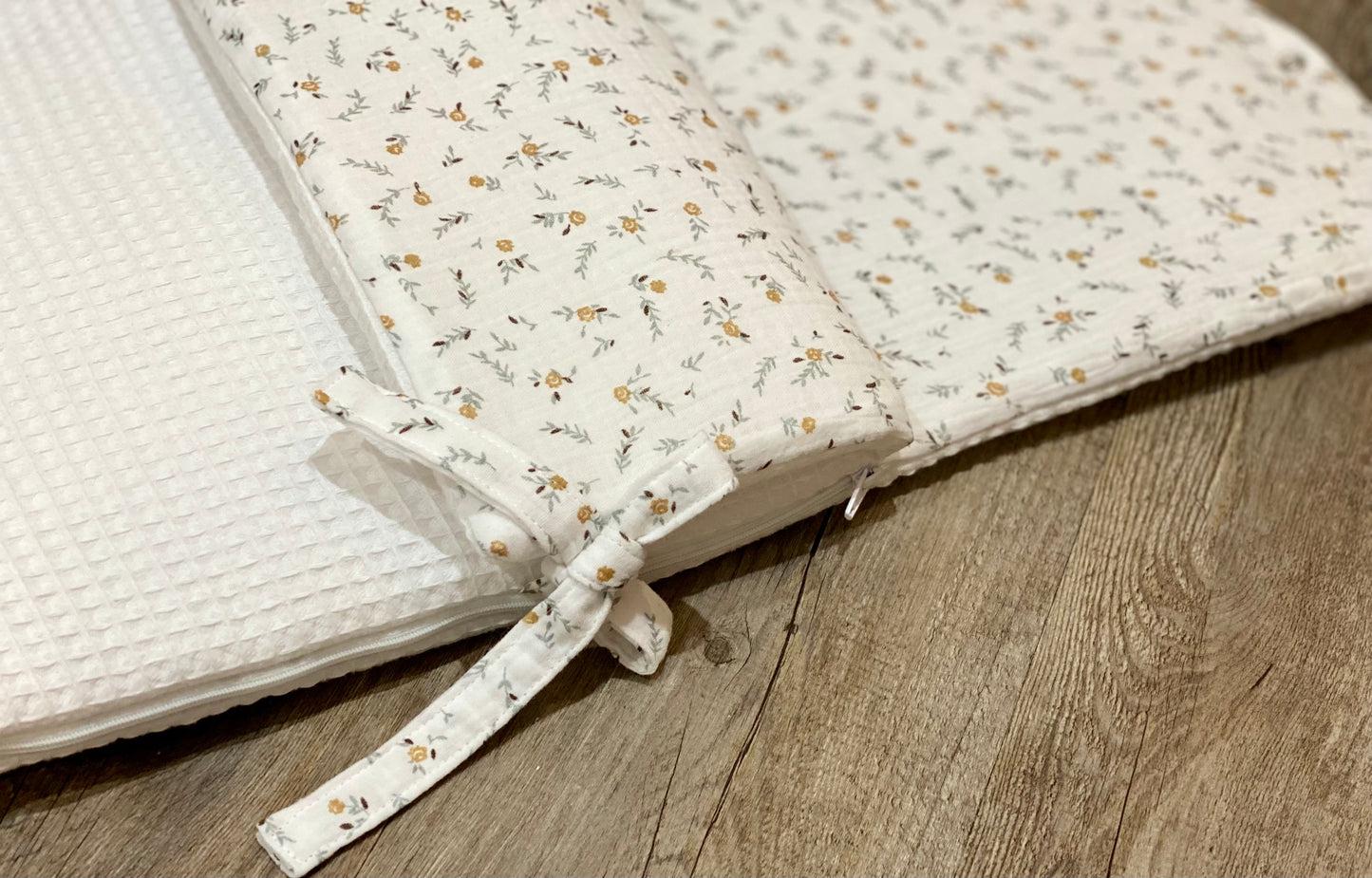 Nid d'ange bébé camel et vert de gris
