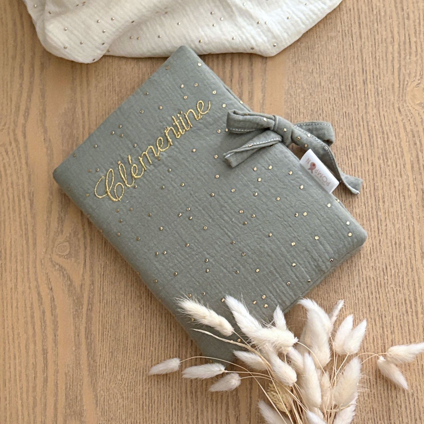 Protège carnet de santé personnalisé en gaze de coton -Couleur au choix